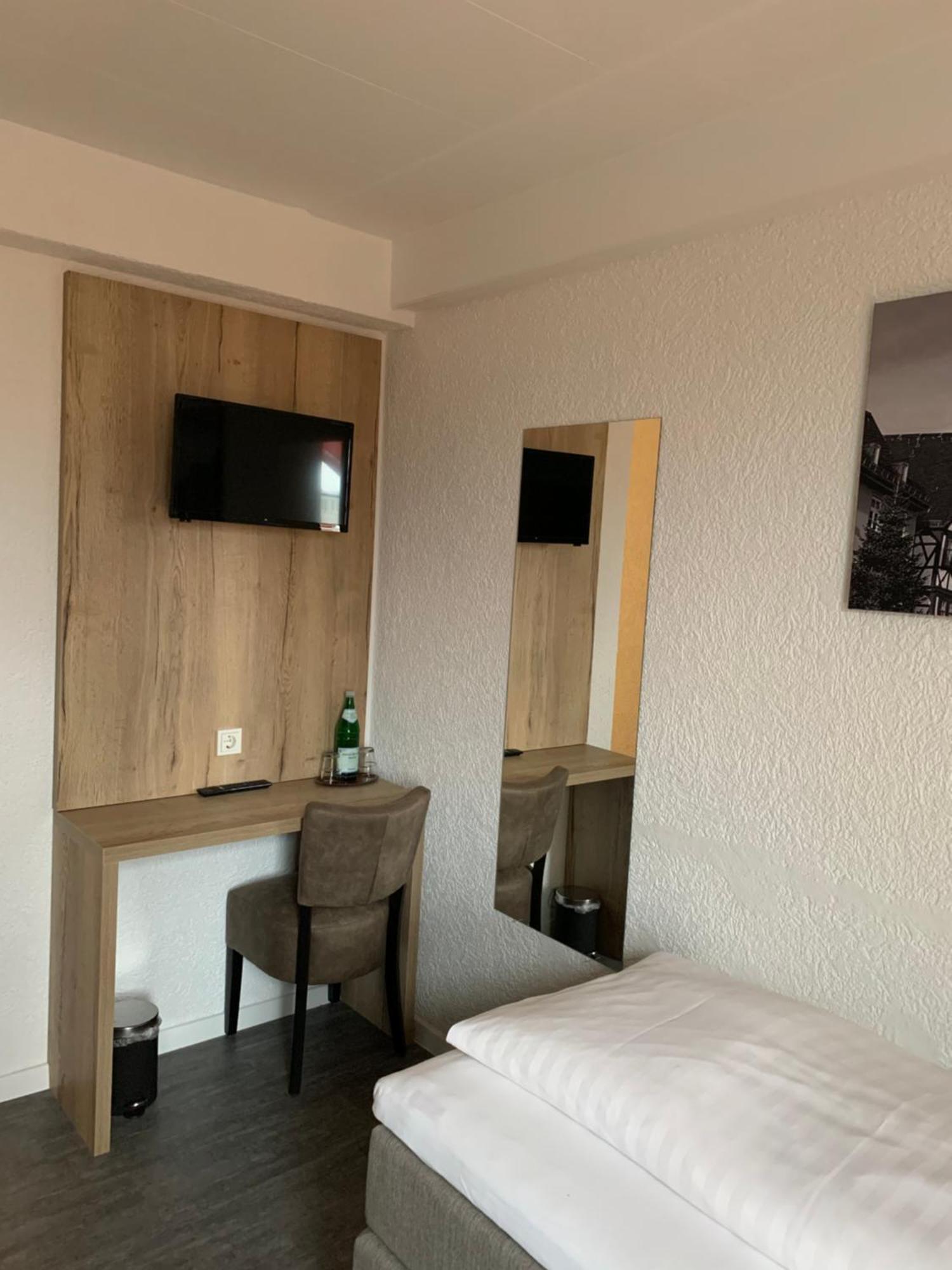 Hotel B4 Limburg an der Lahn Δωμάτιο φωτογραφία