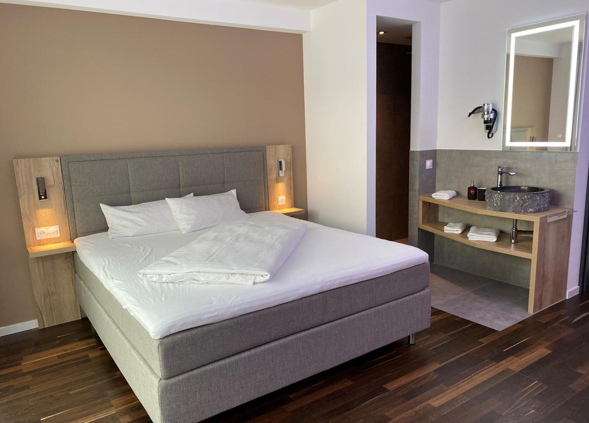 Hotel B4 Limburg an der Lahn Δωμάτιο φωτογραφία